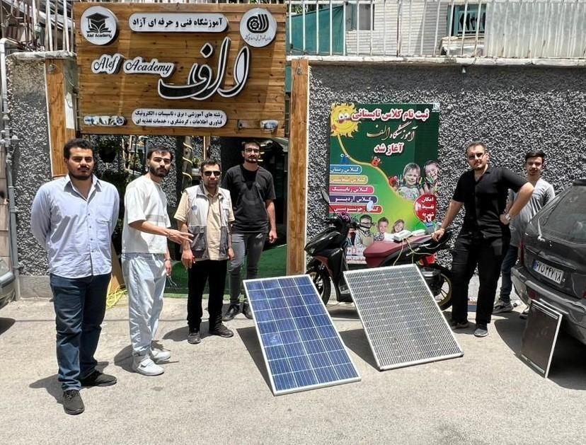 دوره نصب پنلهای خورشیدی در سنندج | آموزش عملی سیستمهای خورشیدی