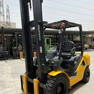 فروش انواع لیفتراک دیزلی ۳تن ۵تن ۱۰تن کانتینری در شیراز