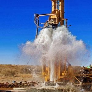 اکتشاف و استخراج و حفاری آبهای زیرزمینی گاز و معادن