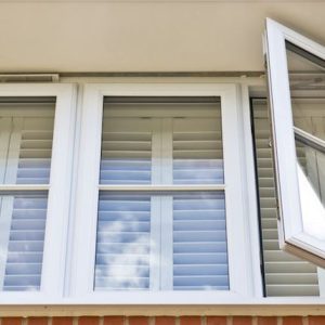 گروه صنعتی دلماه وین | تولید و نصب درب و پنجره دوجداره UPVC و ترمال بریک در تهران