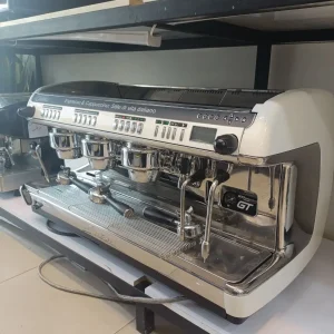 بورس انواع دستگاه اسپرسو ساز صنعتی ایتالیایی و اسپانیایی (همراه با آسیاب)